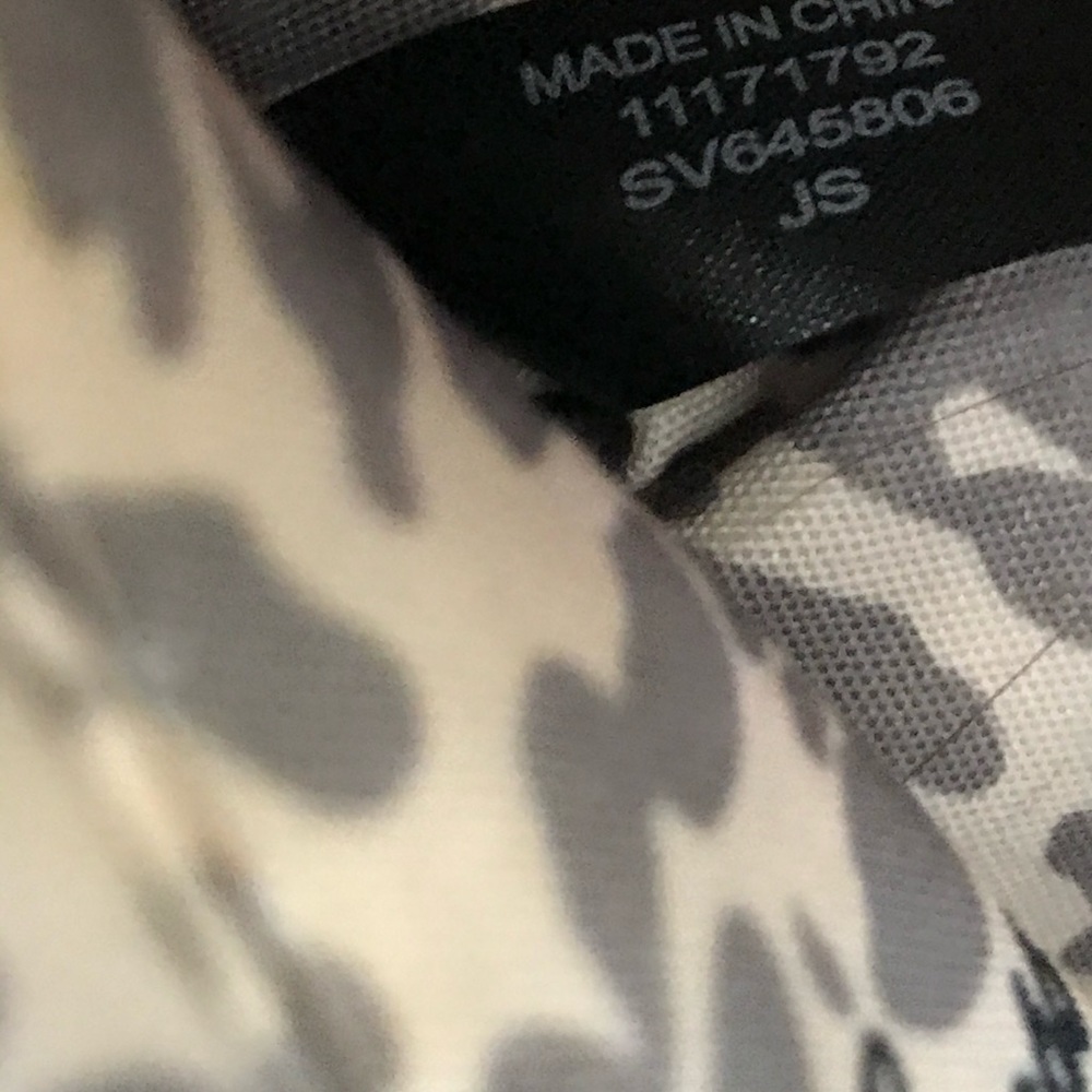 GUESS SATCHEL - Picture 8 of 12